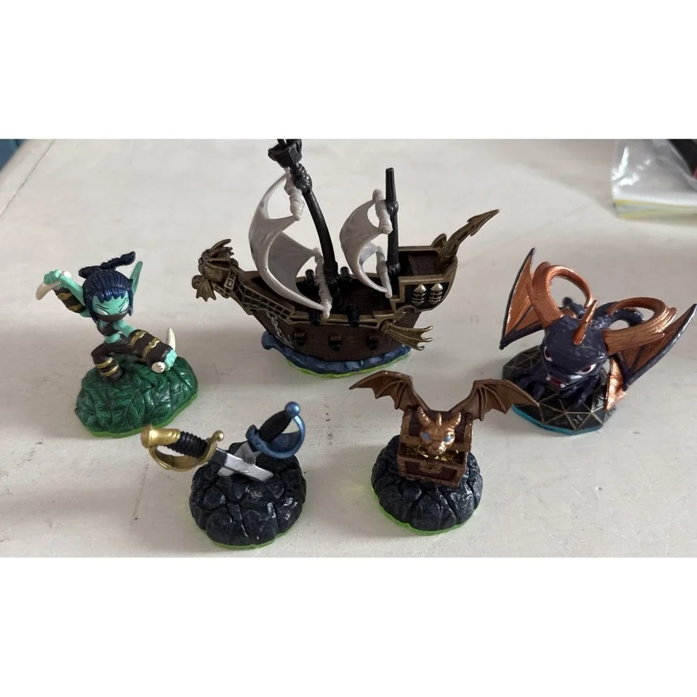 Skylanders Spyro's Adventure PirateShip Ghost Swords Mega Ram Lot Of 5